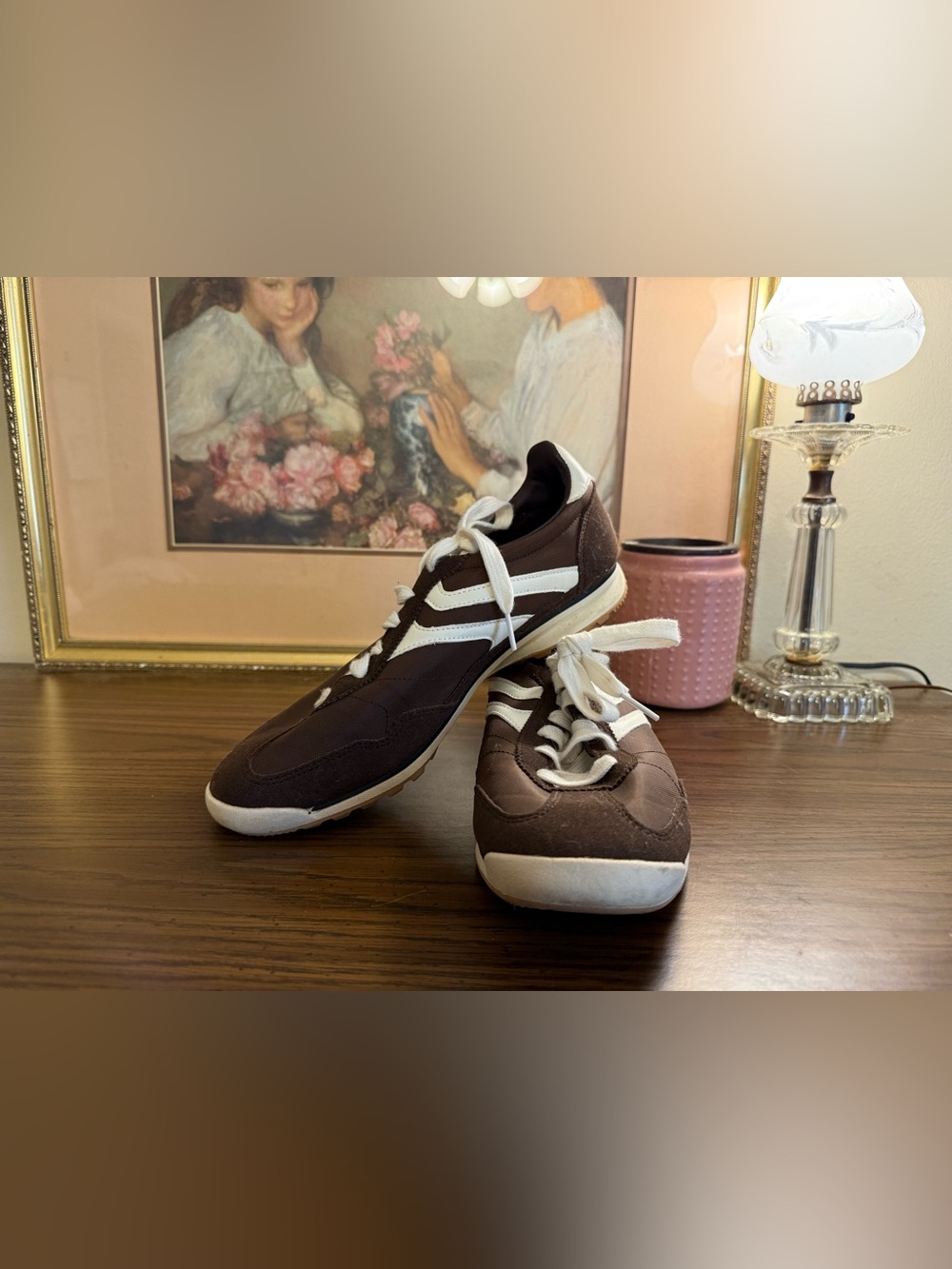 No Boundaries Retro Brown & White Women’s Athletic Sneakers